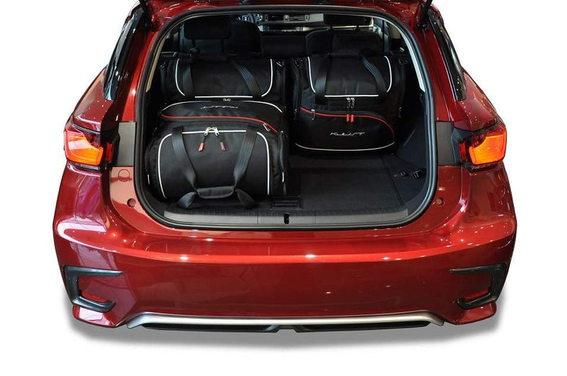 Kjust reistassenset geschikt voor Lexus CT vijfdeurs (2010-)