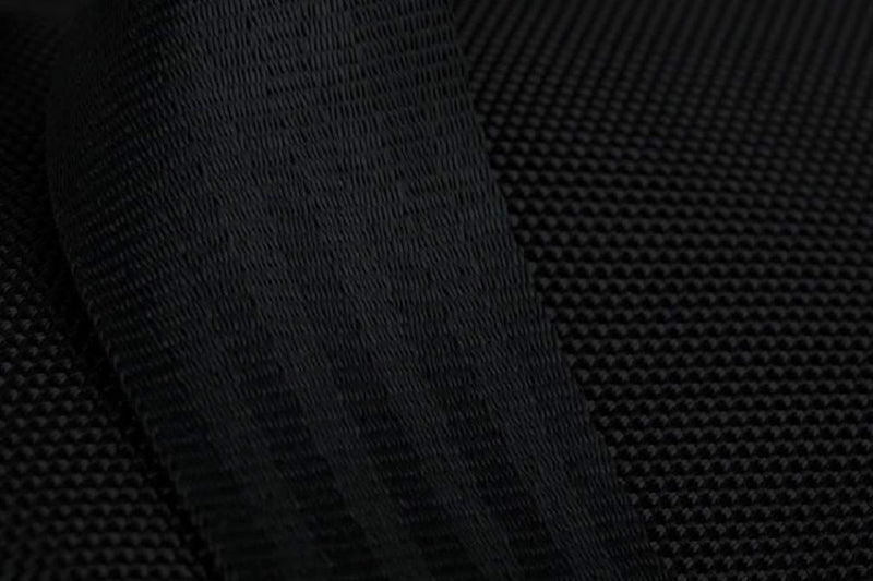 Kjust reistassenset geschikt voor Alfa Romeo Stelvio (2017-)