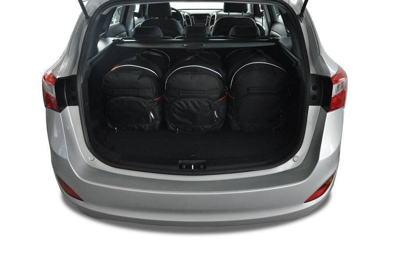 Kjust reistassenset geschikt voor Hyundai i30 Tourer (2012-2017)