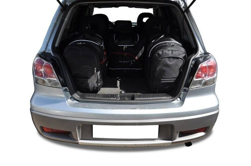 Kjust reistassenset geschikt voor Mitsubishi Outlander (I) (2003-2007)